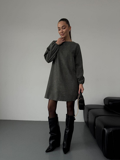 Женское базовое платье свободного кроя с объемными рукавчиками микровельвет Хаки, 46/48 Одесса - изображение 3