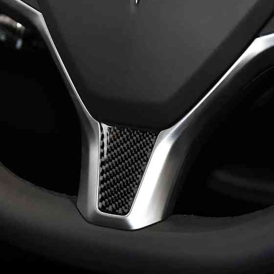 Наклейка на кермо Aim Tesla Model S/X (Gloss carbon) Николаев