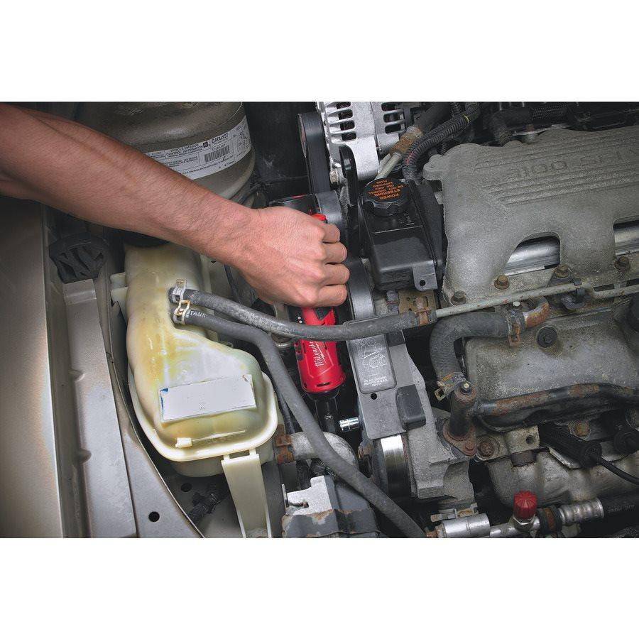 Гайкокрут кутовий акумуляторний 3/8" MILWAUKEE, M12 IR-201B, 47Нм, (+ заряд.пристрій, 1 акум.Х 2Аг, сумка для інструментів) Одеса - фото 7