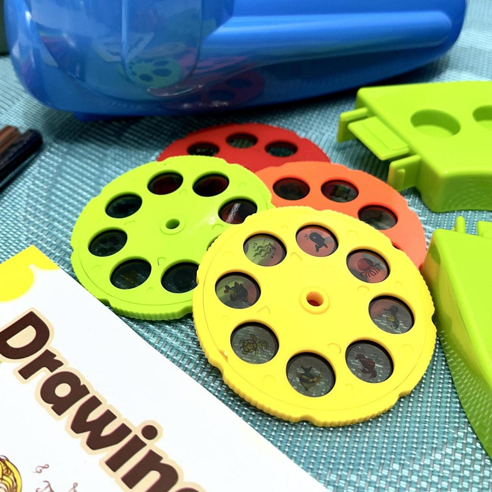 Проектор для малювання 32 слайда фломастери 12 шт Блокнот Синій (AK 0002 AB) Чернигов - изображение 4