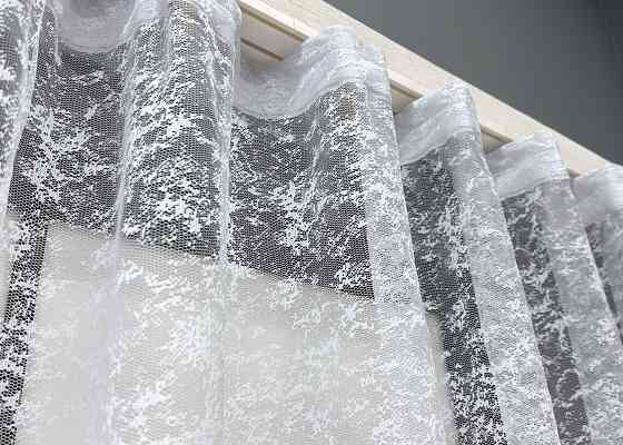 Короткая тюль, высота 1,5 м., жаккард 