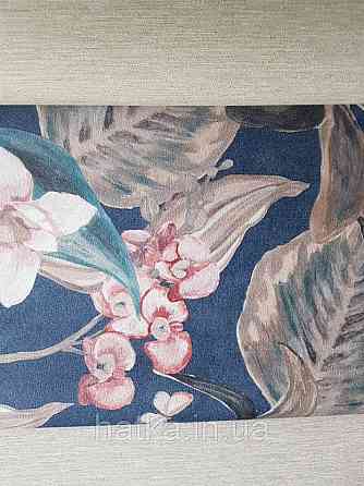 Шпалери вінілові Decoprint Breeze листя метелики квіти орхідеї лілії рожеві коричневі бордо на синьому 0.53х10 Київ