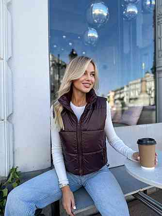 Жіноча утеплена жилетка на блискавці плащівка лак на синтепоні Шоколад, 44 Одеса