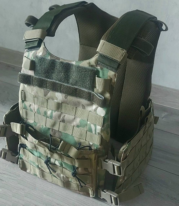 Тактична плитоноска Кордура 1000D + 3 подсумка (без плит) Мультикам Вінниця - фото 3