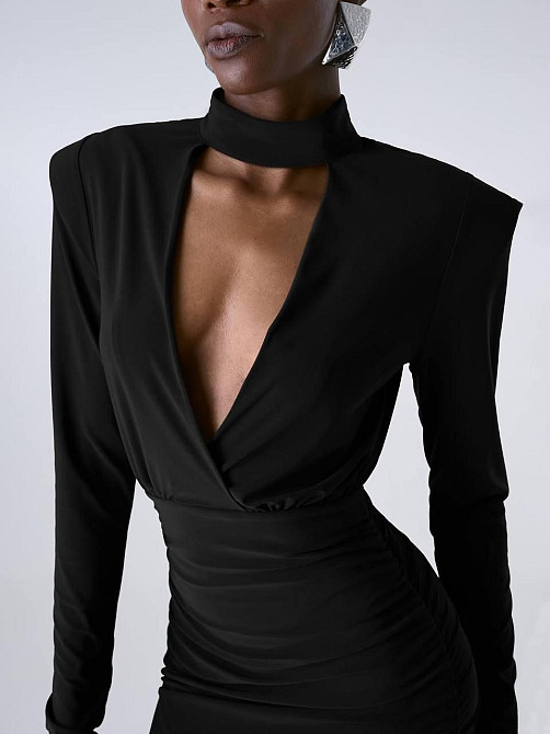 Жіноче приталене мініплаття з плічками та чокером із турецького трикотажу. Чорний, 46/48 Одеса - фото 3