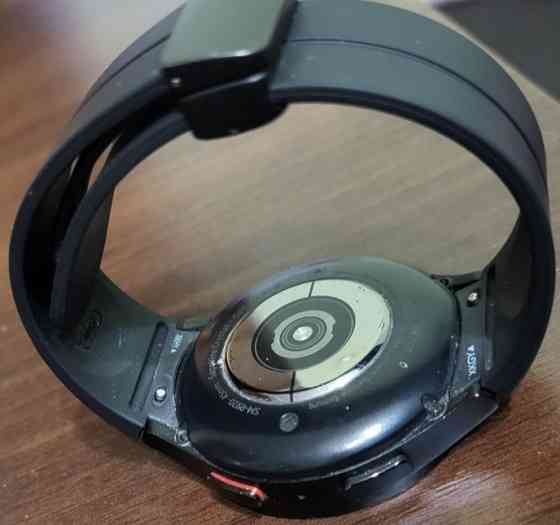 Смарт -Часы Samsung Galaxy Watch 5 Pro. Киев