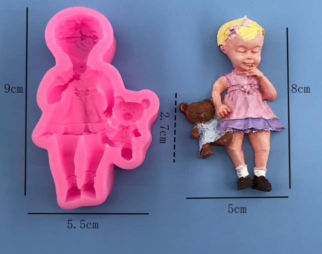 Молд силиконовый Девочка с игрушкой 90 на 55 мм розовый Киев - изображение 2