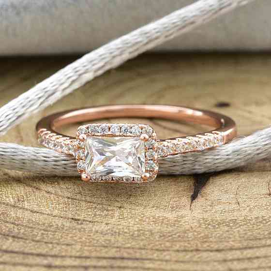 Кольцо с белым камнем Xuping позолота РО, 19 размер (ширина 6мм, вес 2г) Киев