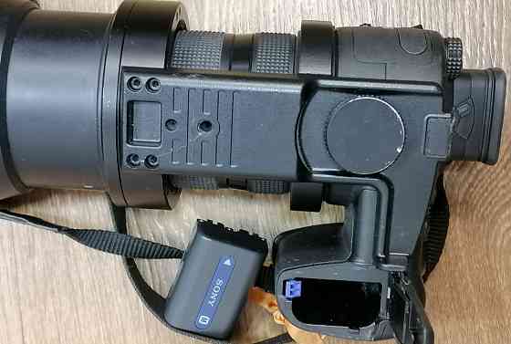 Фотоапарат Sony DSC-R1 + Об'єктив Sony. Київ