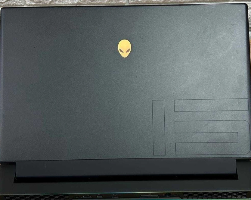 Ноутбук DELL Alienware m15 R3 144Hz. i7-10750H / 16Gb. /SSD 512Gb RTX 2060 Київ - фото 1