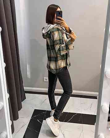 Женская повседневная рубашка в клетку на пуговицах с капюшоном коттон + трикотаж Зеленый, 42 Одесса