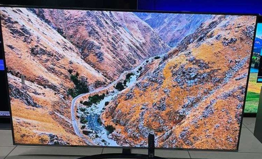 Телевизор: 65