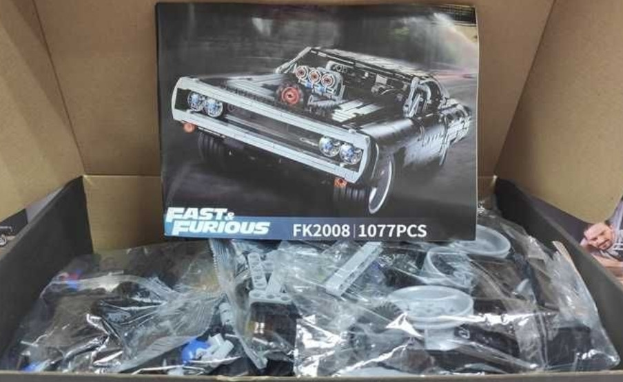 Конструктор Technic Dodge Charger!️ НОВИЙ‼️ 1077 деталей LEGO 42111!!️ Київ - фото 5