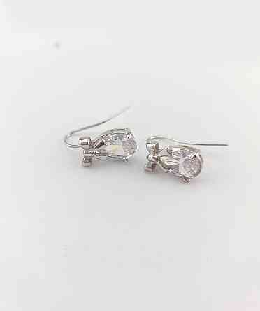 Серьги гвоздики с  кристалом СГ3900-2-2 Киев