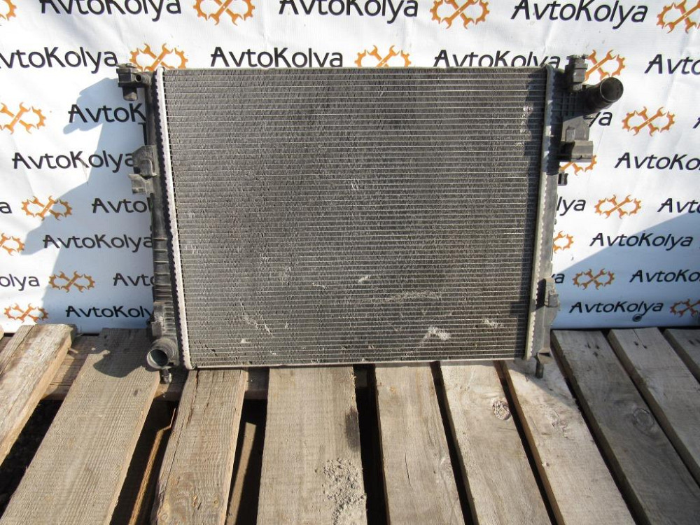 Радіатор охолодження двигуна Opel Vivaro 2.0 dCi 2007-2010 (8200411166) Ковель - изображение 1