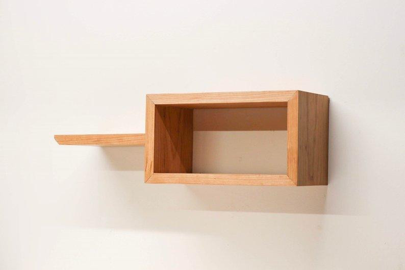 Настенная полка 