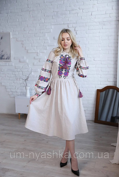 Жіноча вишита сукня на льоні Весняна мозаїка Кривий Ріг - фото 1