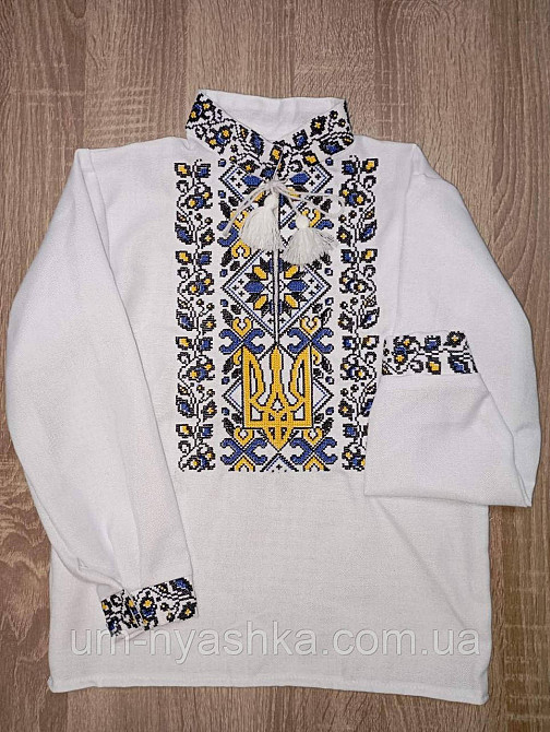 Хлопчача вишиванка 