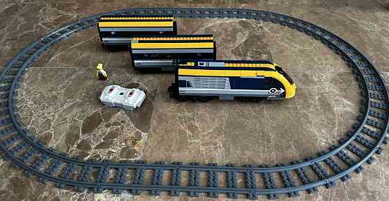 Lego 60197 Пасажирський потяг. Київ