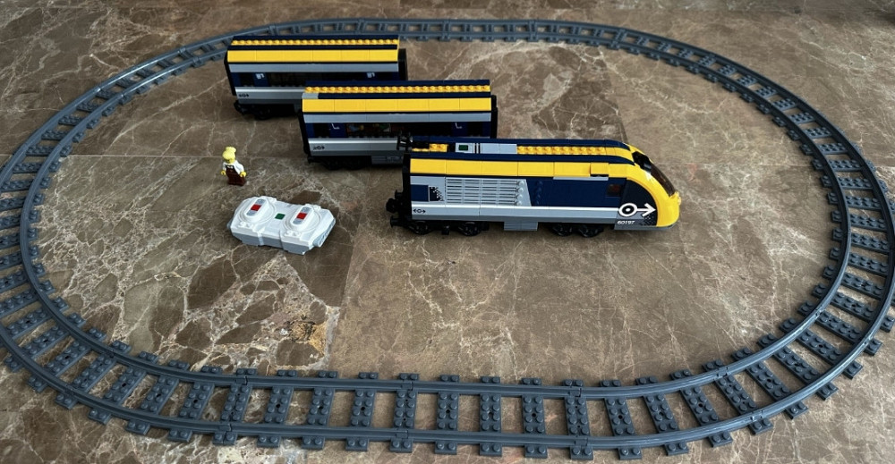 Lego 60197 Пасажирський потяг. Київ - фото 3