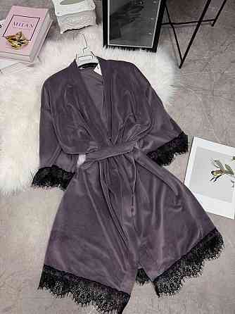 Женский домашний халат на запах велюр с кружевом Фиолетовый, 48/52 Одесса