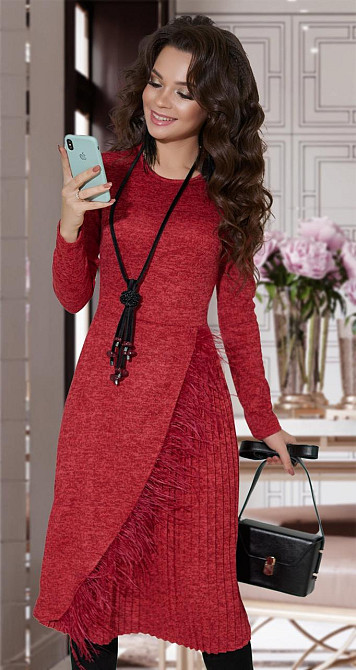 Эффектное платье с пером страуса (42) Киев - изображение 1