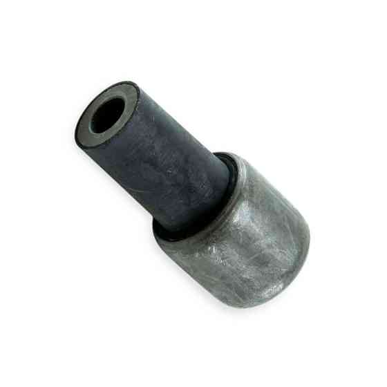 Сайлентблок заднего Ауди A8 4D2 поперечный рычага Мукачево