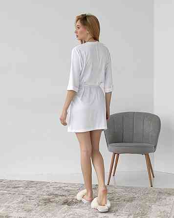 Халат жіночий шовковий під пояс Білий S Харків