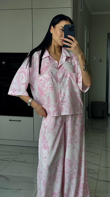 Женский легкий принтованный костюм тройка: платок, рубашка и штаны софт Одесса - изображение 2