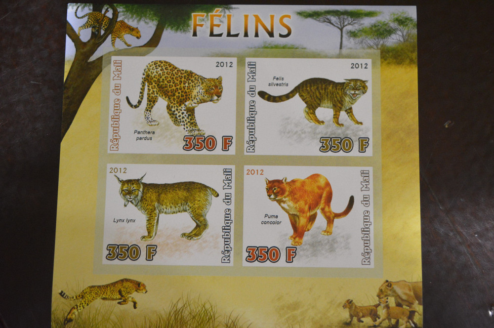 Мали. Марки. Фауна. Блок. 2012 год (В-3) Полтава - изображение 1