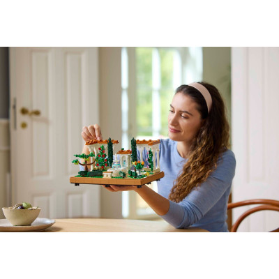 Конструктор LEGO Icons Сад фонтанов Сад фонтанов (10359) Винница - изображение 2