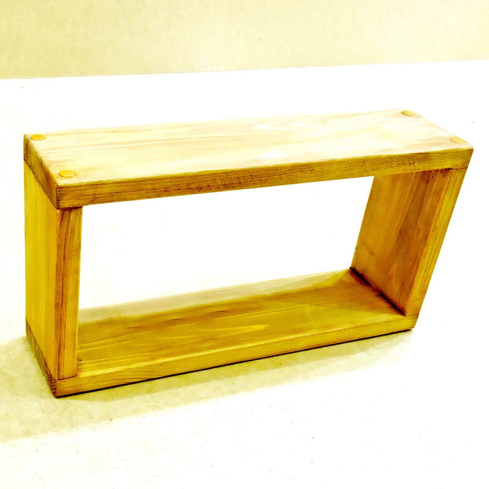 Настенная полка 