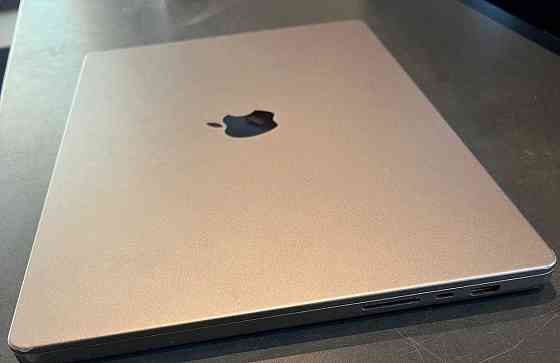 Ноутбук Apple MacBook Pro 16