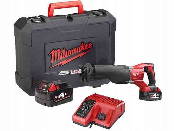 Пила сабельная аккумуляторная MILWAUKEE, M18 BSX-402C (зарядное устройство М12-18 С, 2 аккумулятора М18 В4 4Аг, полотно, кейс) Одесса