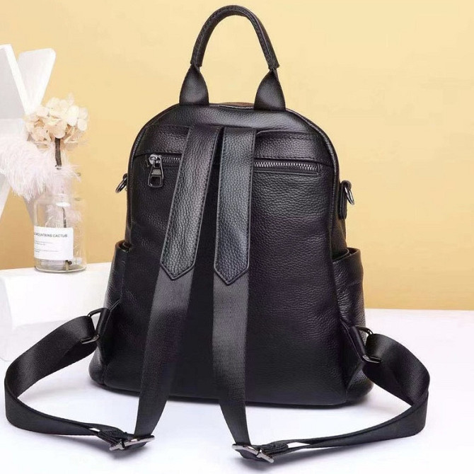 Кожаный классический женский рюкзак черный 94083 Каменское - изображение 8