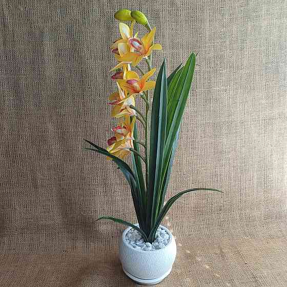 Штучна латексна орхідея цимбідіум у рожевому керамічному кашпо біла з рожевим Дніпро