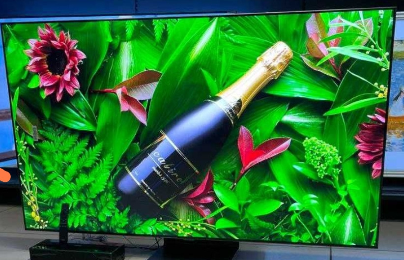 Телевизор Безрамный: 65