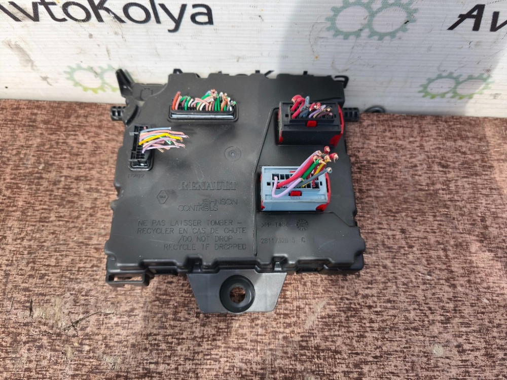 Блок комфорта Renault Kangoo 2013-2021 (284B15323R) Ковель - изображение 1