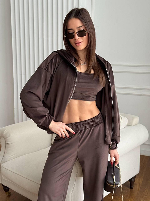 Женский повседневный костюм тройка: кофта, топ и брюки велюр Шоколад, 48/52 Одесса - изображение 1