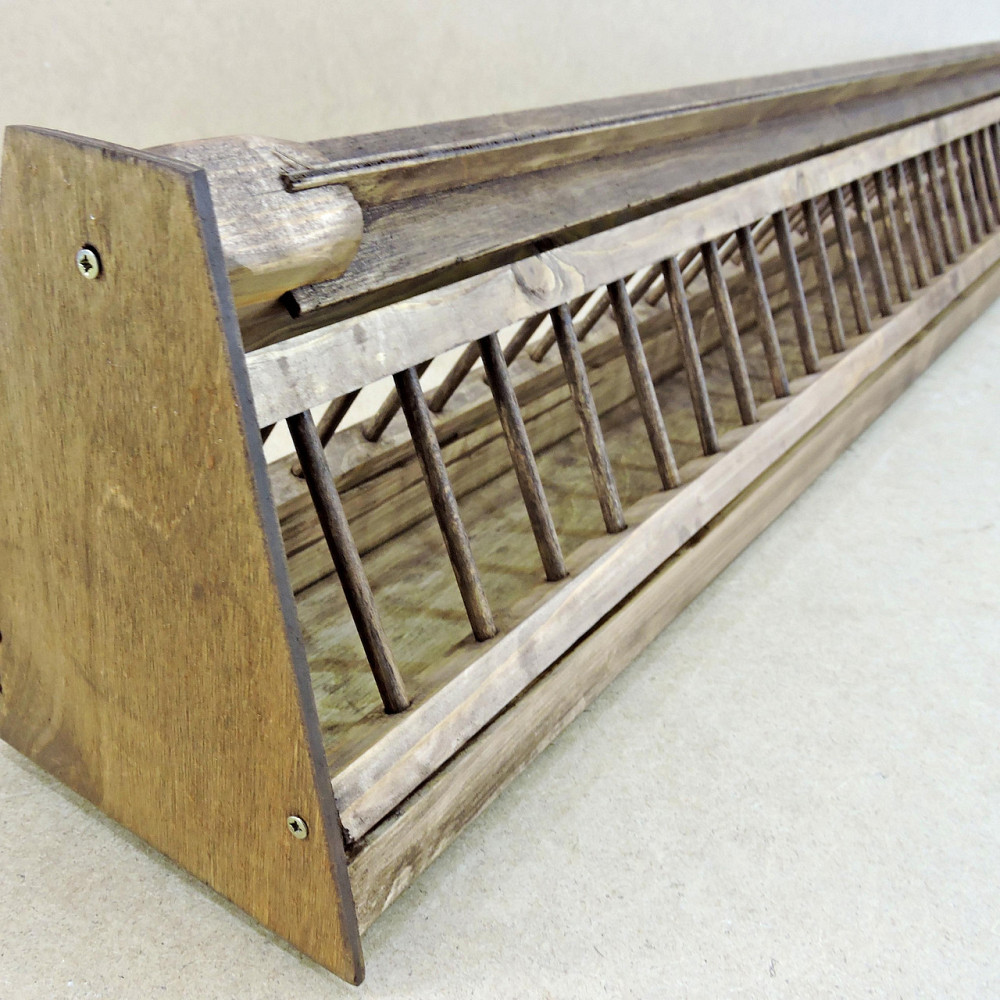 Деревянная кормушка для голубей 