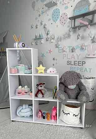 Стеллаж пирамидка детский. Полка для книг и игрушек Киев