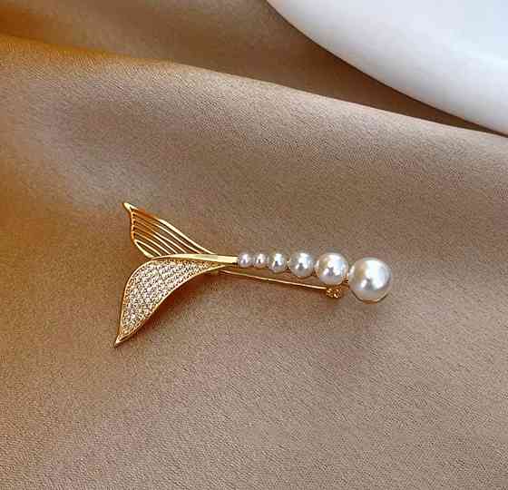 Брошь Рыбий хвост с жемчугом, элегантная брошь морской стиль, женская брошь на пиджак или пальто Киев