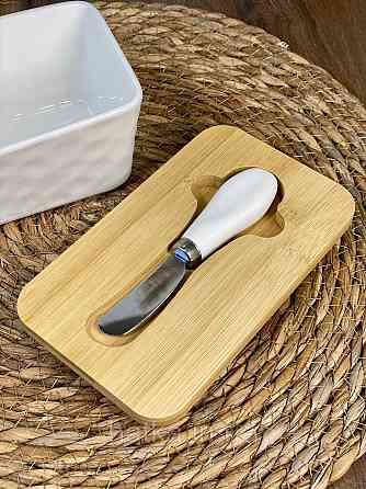 Сирниця керамічна з дерев'яною кришкою й ножем "White 2" 17*10.5*8 см Київ