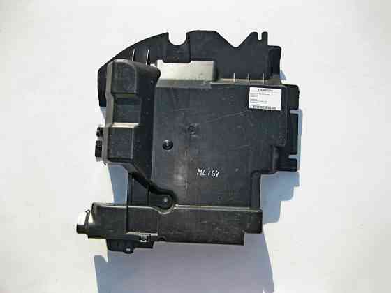 Mercedes-Benz  A1646802118 Кришка днища підлоги задня ліва ML W164 GL X164 Одеса