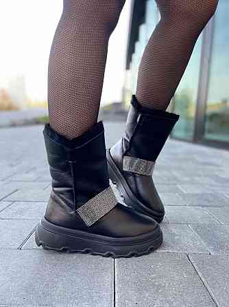 Marko Угги жіночі DE MARKO чорні натуральна шкіра зима висота 12 см (4881) Коломия
