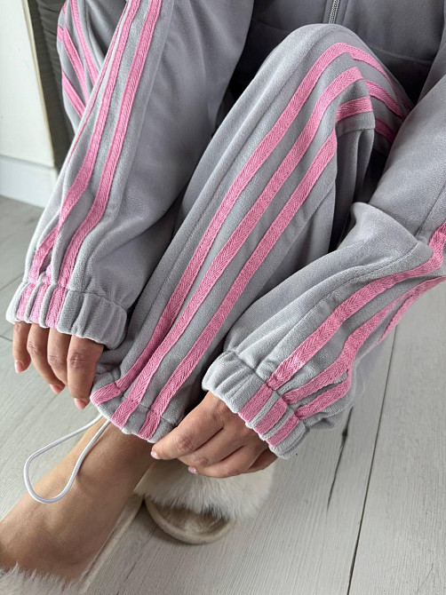 Жіночий стильний велюровий-плюшевий костюм двійка. Сірий, 46/48 Одеса - фото 10