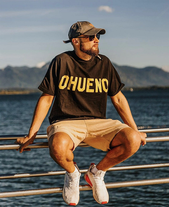 Чоловіча футболка з принтом: "OHUENO". Чернівці - фото 1