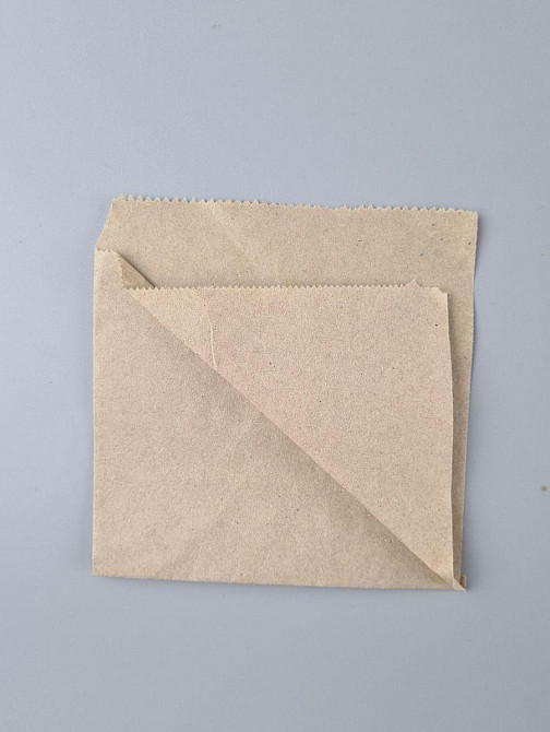 Пакет паперовий крафт бурий Куточок 130х0х130, 40 г/м2 (100 шт.) Харків - фото 1