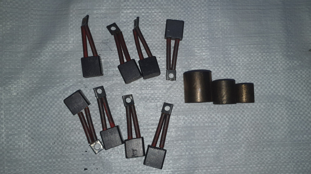 Комплект щеток и втулок стартера КамАЗ. СТ142Б-3708020. Харьков - изображение 1