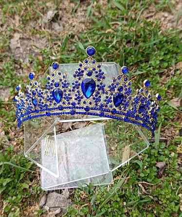 Диадема на обруче Корона золотая с белыми камнями Кривой Рог